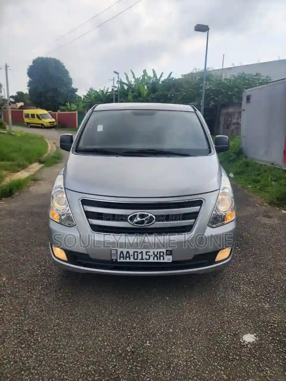 Hyundai Starex 2018 Gris - Vue 5