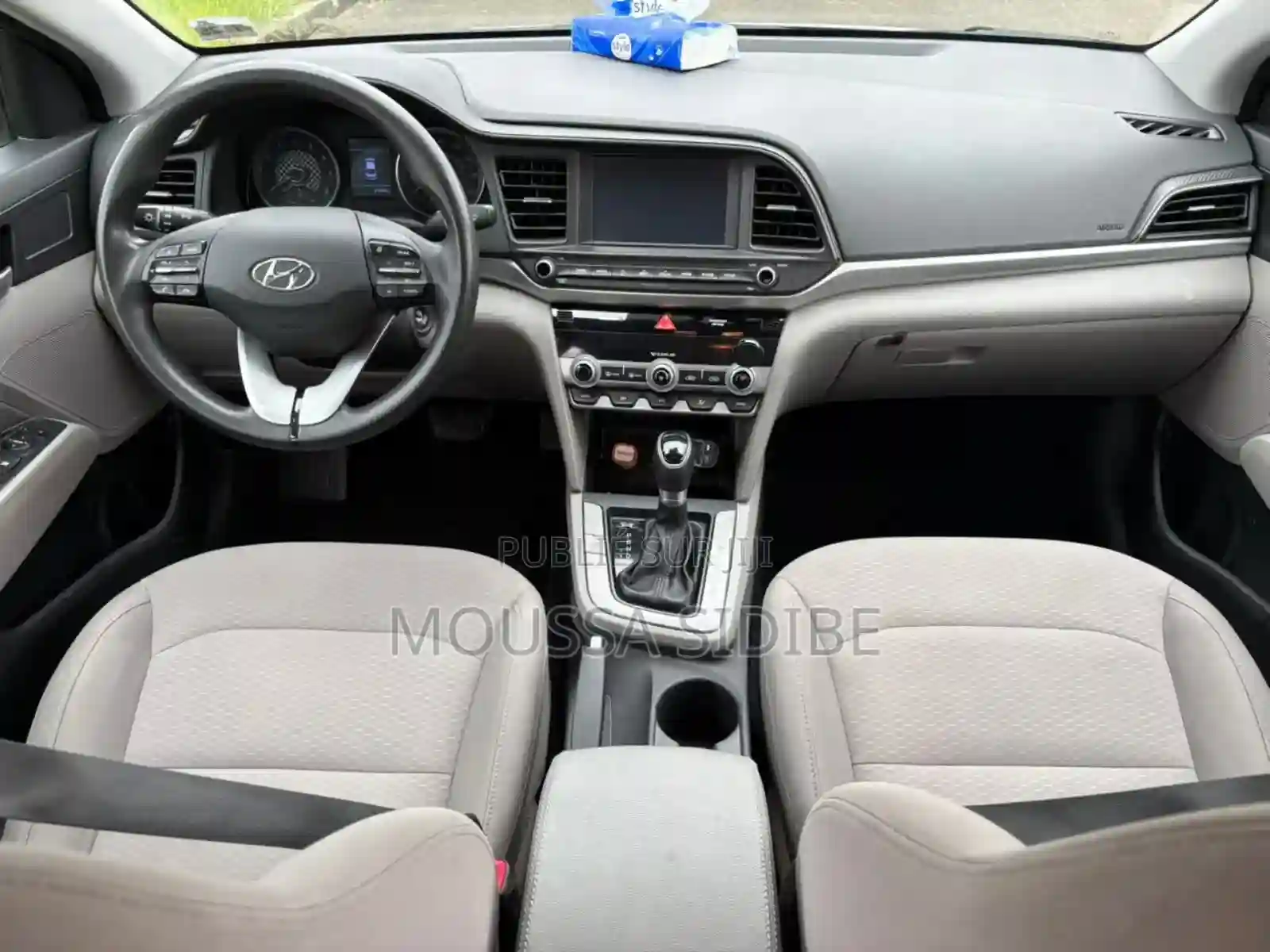 Hyundai Elantra 2020 Bleu - Vue 6