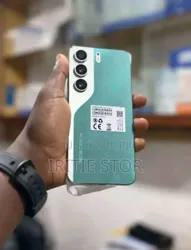 Tecno Camon 40 Pro 128 GB Black à Abidjan