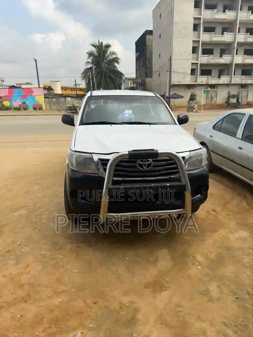 Toyota Hilux Revo Single Cab Deisel 24 RWD 2017 Blanc - Vue 7