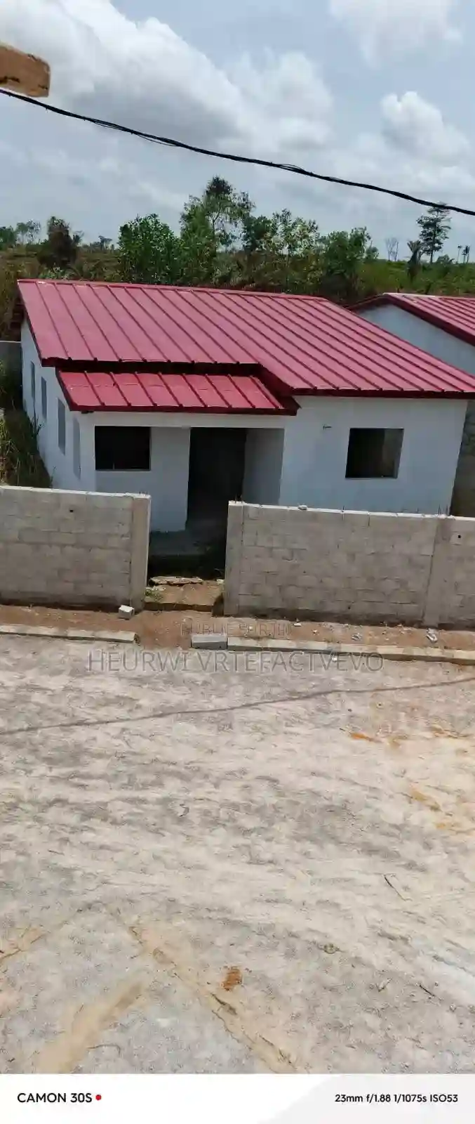 4chbre Villa Dans Yozalem Bingerville à Vendre - Vue 2