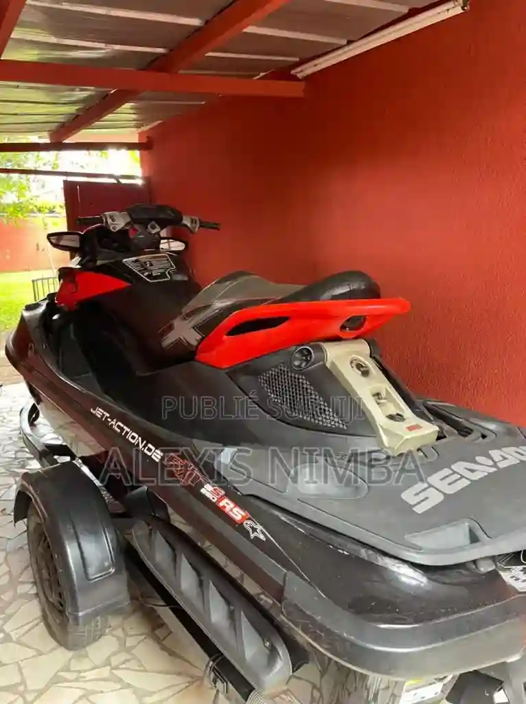 En Vente Jet Ski RXT Rs as 260 2011-2012 - Vue 5