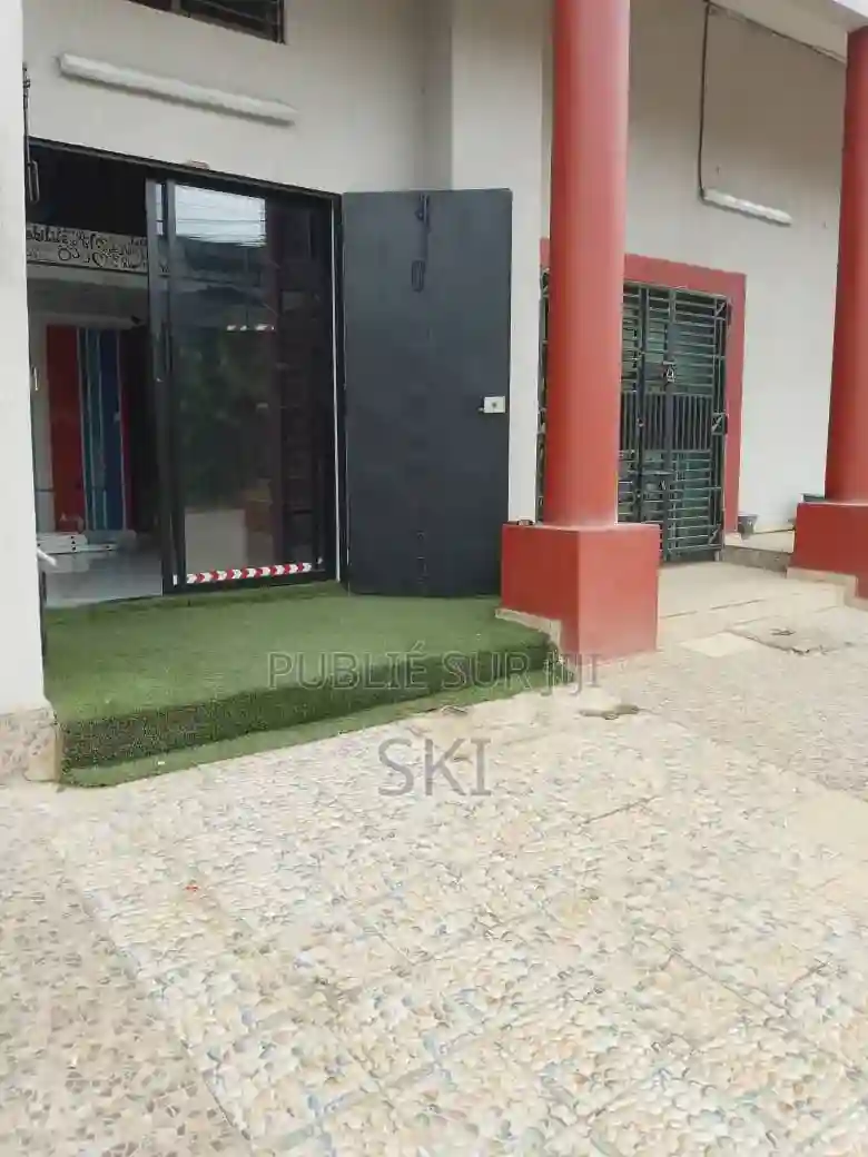 Magasin en Location - Vue 4