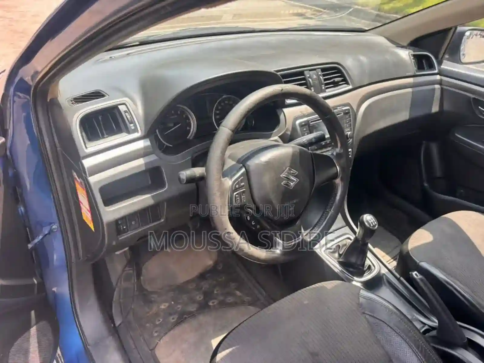 Suzuki Ciaz 2017 Bleu - Vue 1