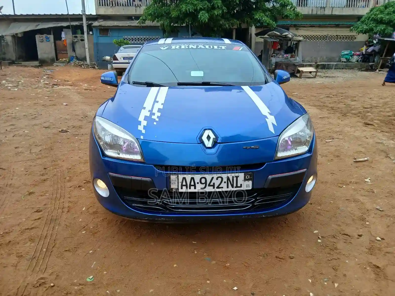 Renault Megane 2012 Bleu - Vue 3