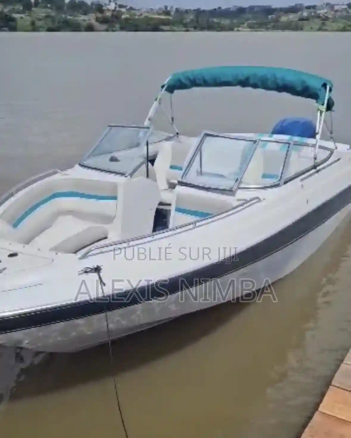 Bateau Vipvip Ouvert Devant Moteur 250cv Yamaha - Vue 1