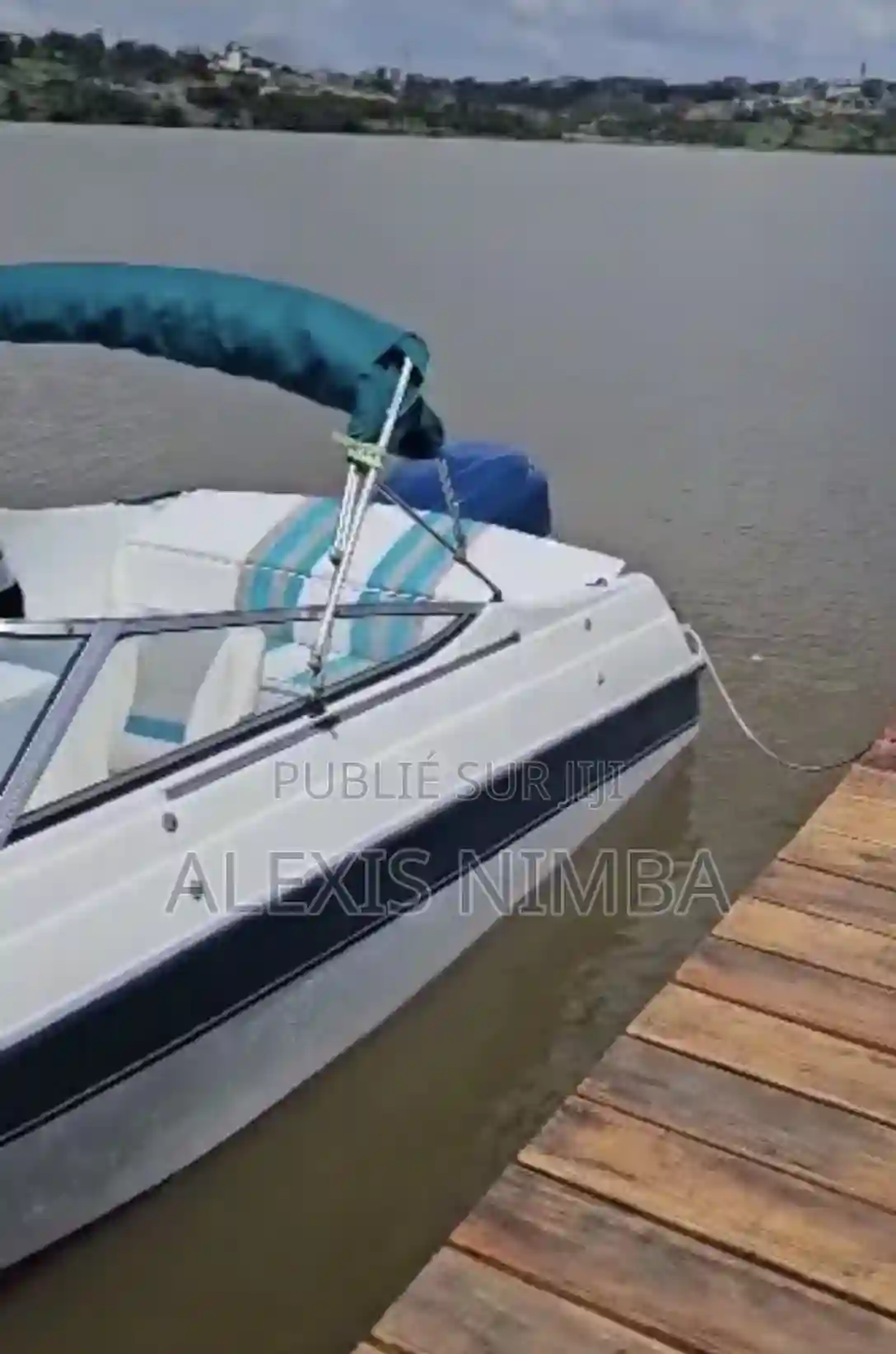 Bateau Vipvip Ouvert Devant Moteur 250cv Yamaha - Vue 3