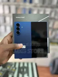 Neuf Samsung Galaxy Z Fold7 512 GB Bleu