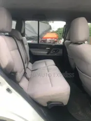 Mitsubishi Pajero 2012 Blanc