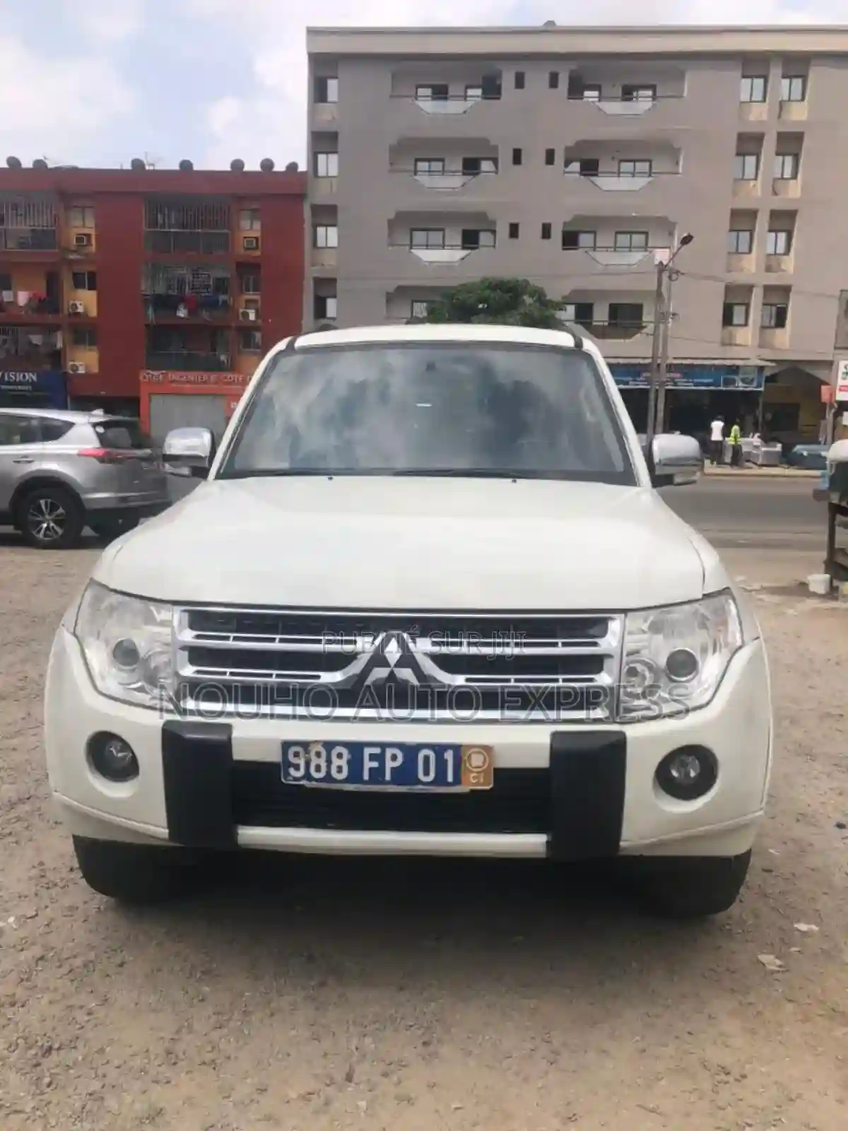 Mitsubishi Pajero 2012 Blanc - Vue 5