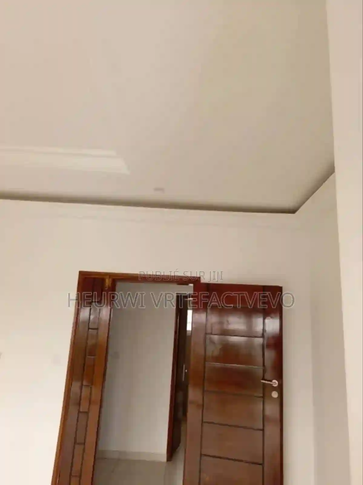 6chbre Villa Dans Terrain Sotra Cocody à Vendre - Vue 4