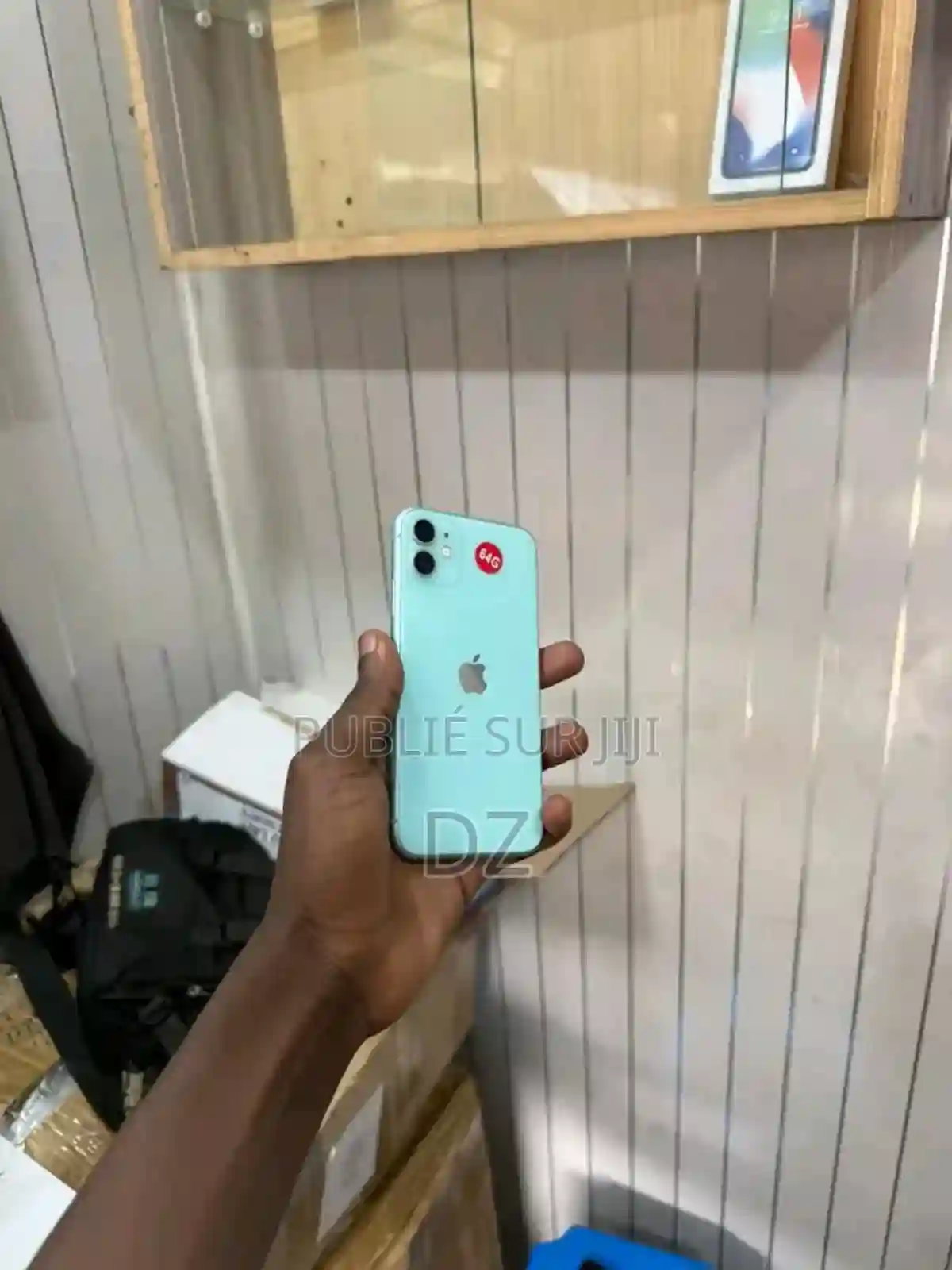 Apple Iphone 11 64 GB Bleu - Vue 1