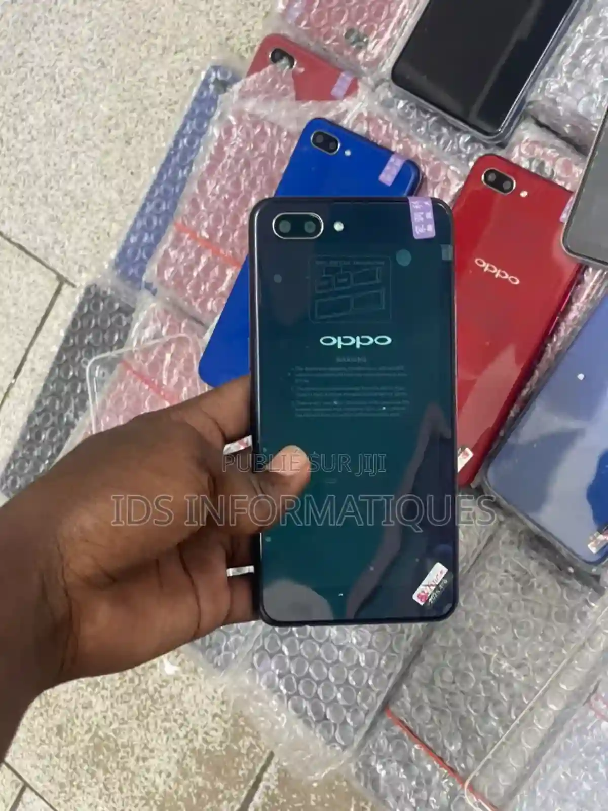 Oppo A3s 256 GB Noir - Vue 1