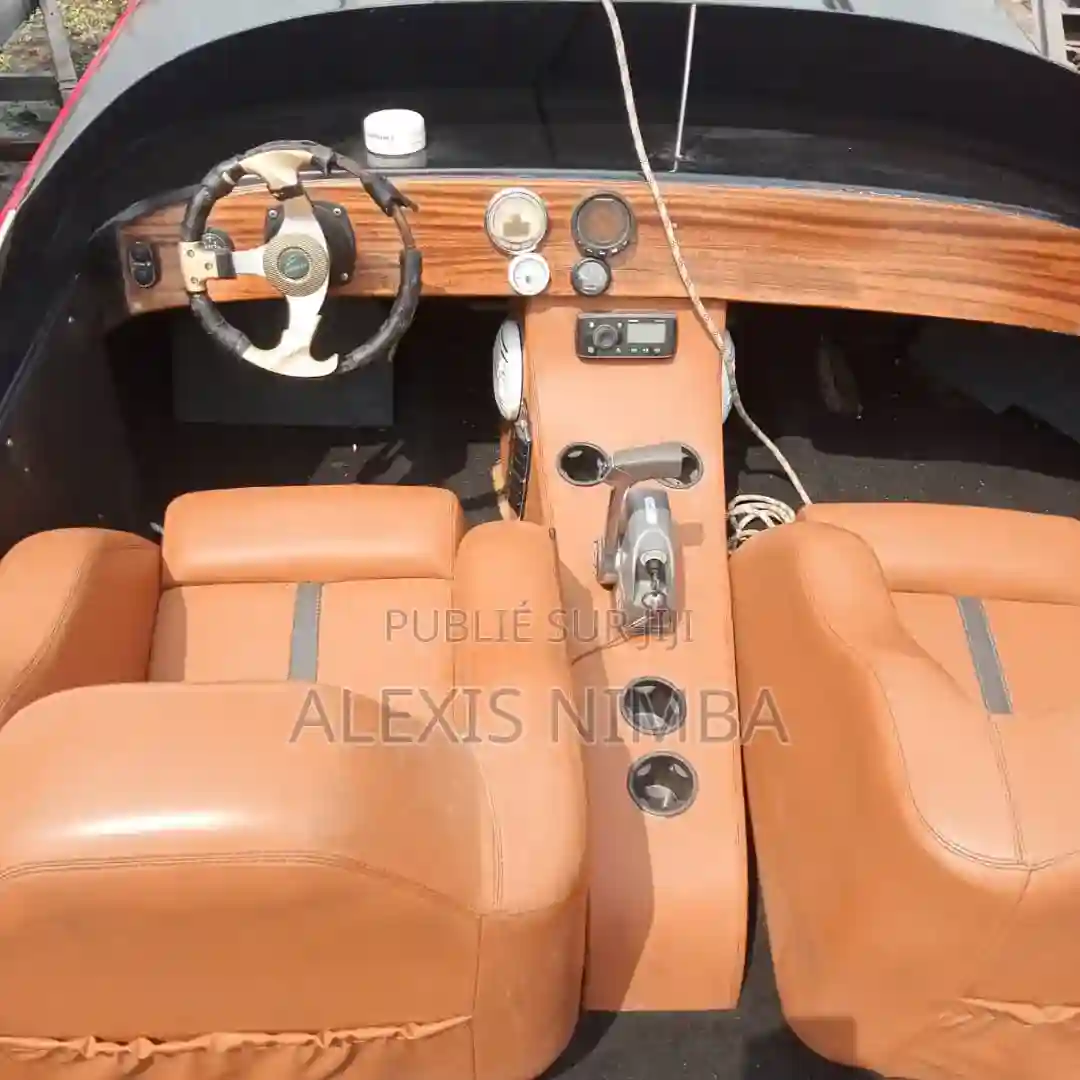 Coque Bateau D'origine Debo Deux Bouche Vendu en Côte D’ivoire - Vue 2