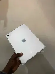Ipad 11e Génération Quasi Neuf Avec Carton 128gb