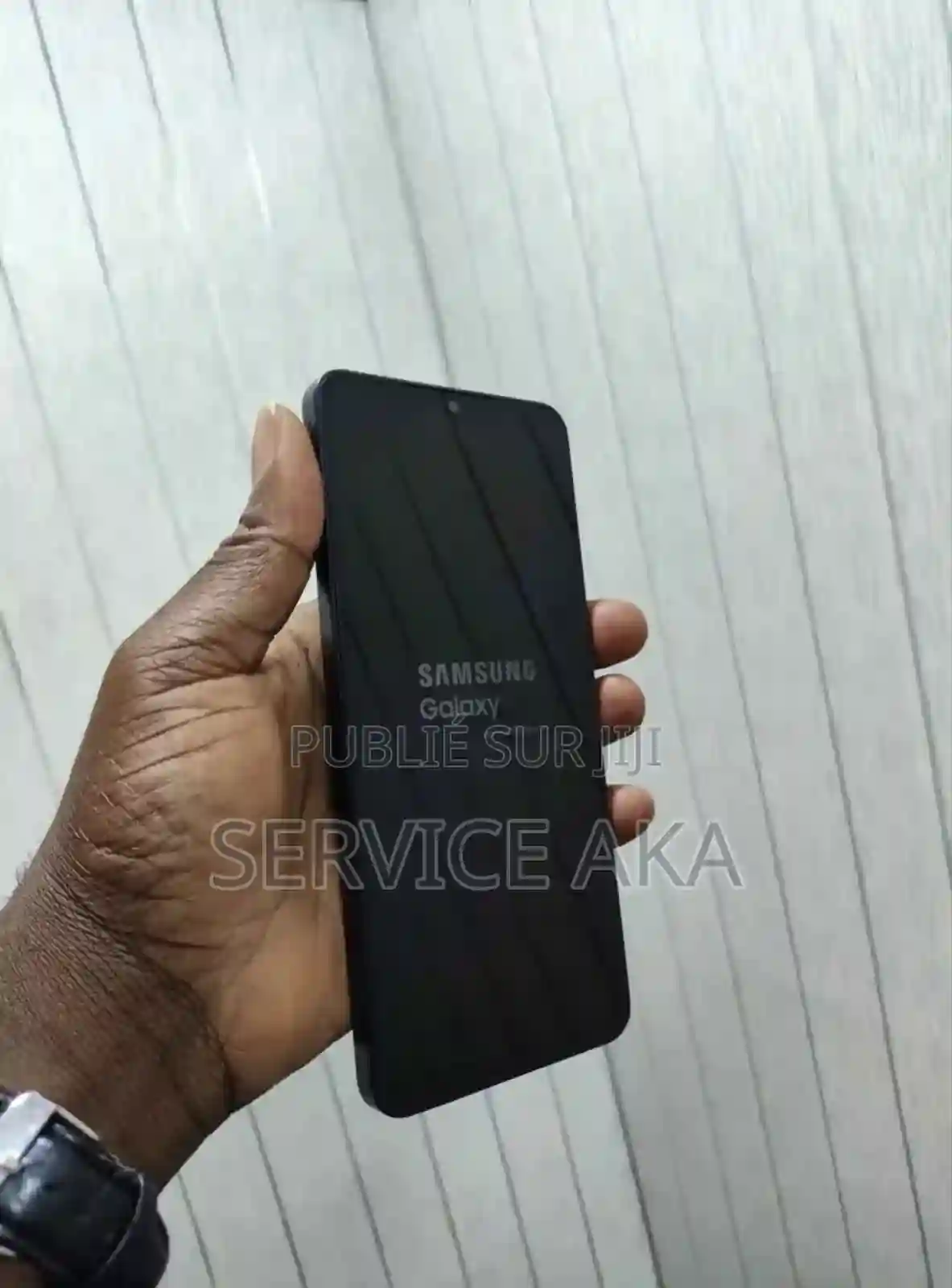 Nouveau Samsung A10 32 GB Noir - Vue 1