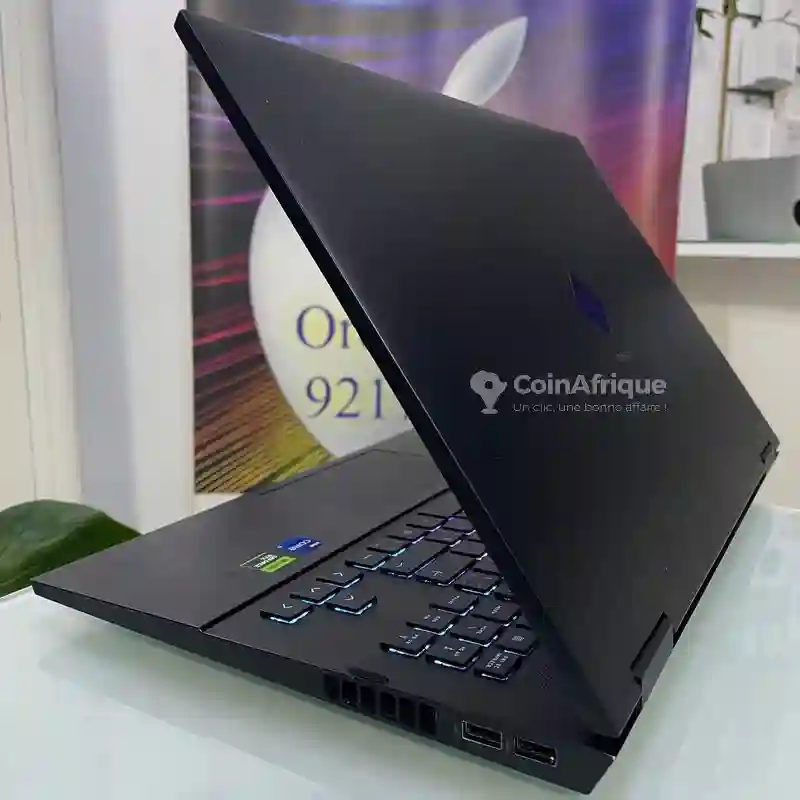 PC Omen Core i7 13th Gen32 go ram Nvidia rtx 40708 go Dedie - Vue 2