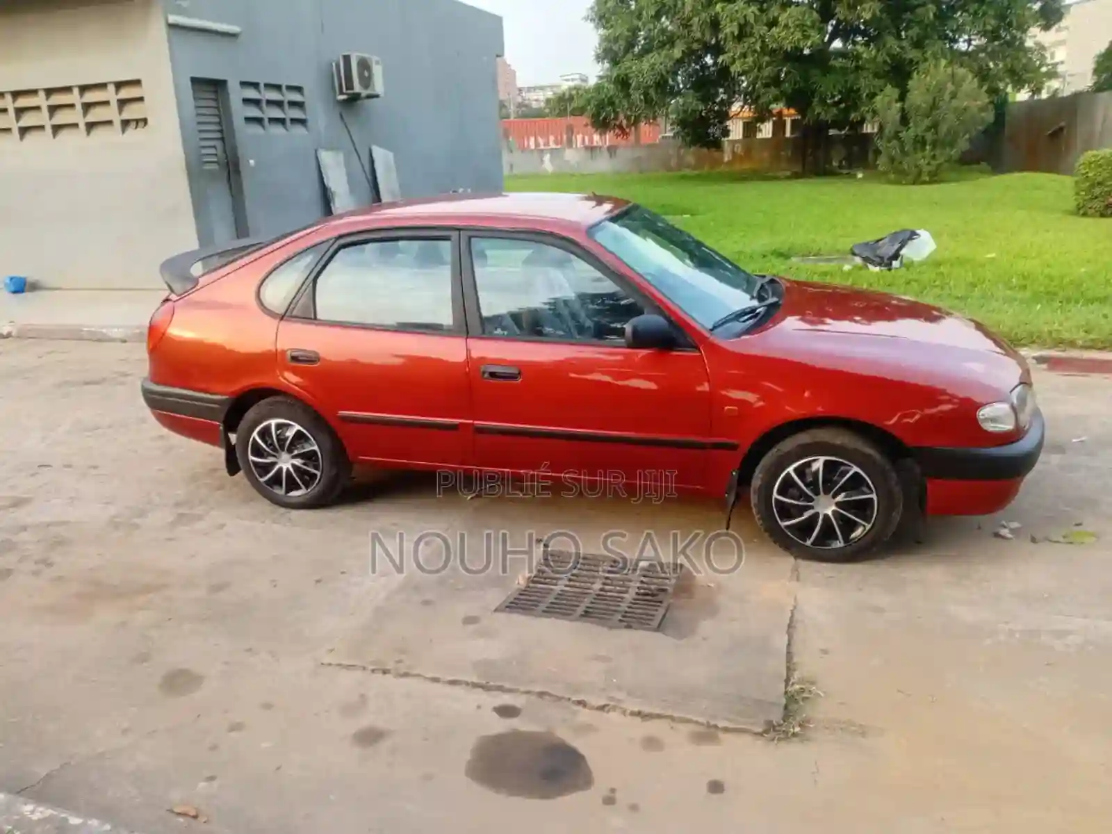 Toyota Corolla 2004 Rouge - Vue 12