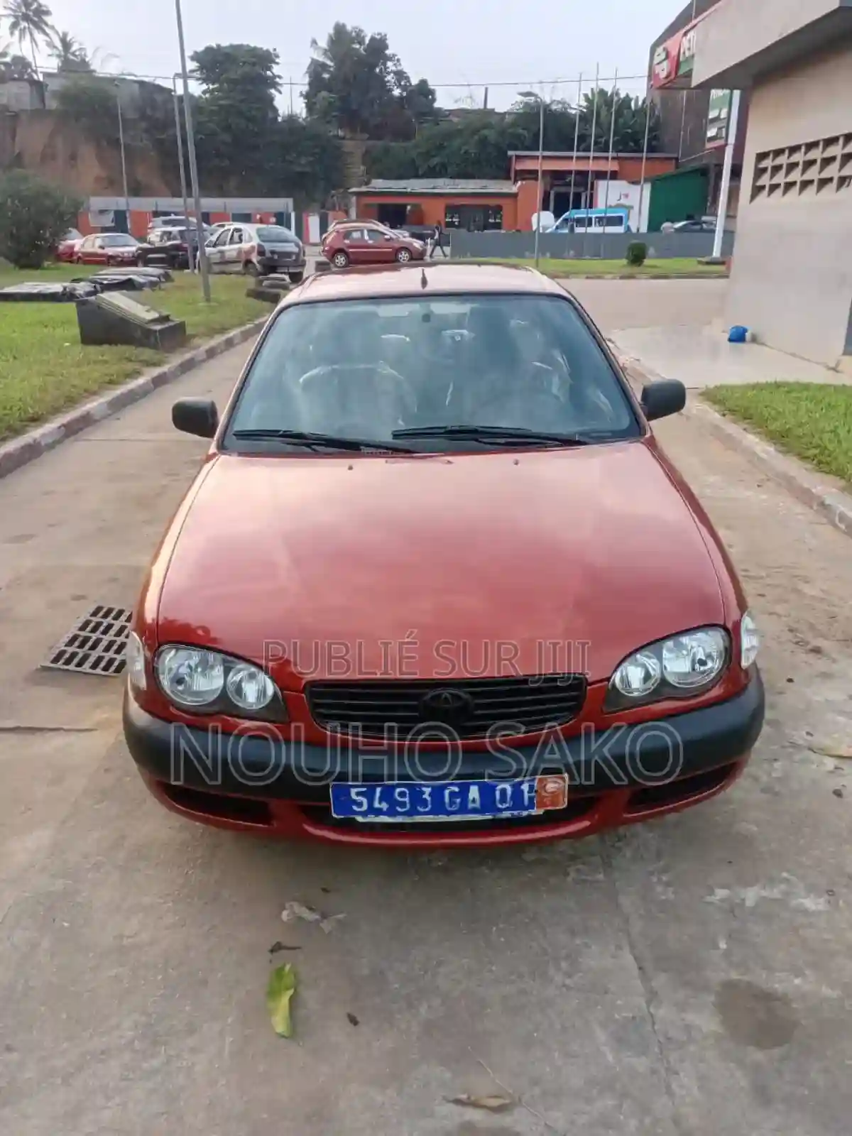 Toyota Corolla 2004 Rouge - Vue 4