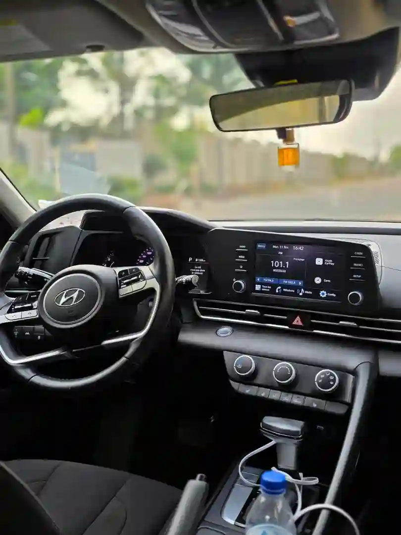 Hyundai Elantra en vente  - Vue 2