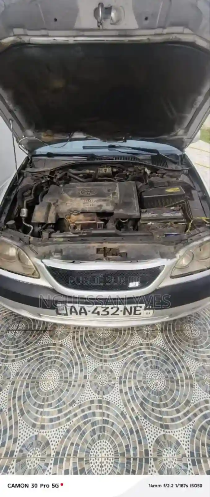 Toyota Avensis 20 D Verso 2002 Gris - Vue 1