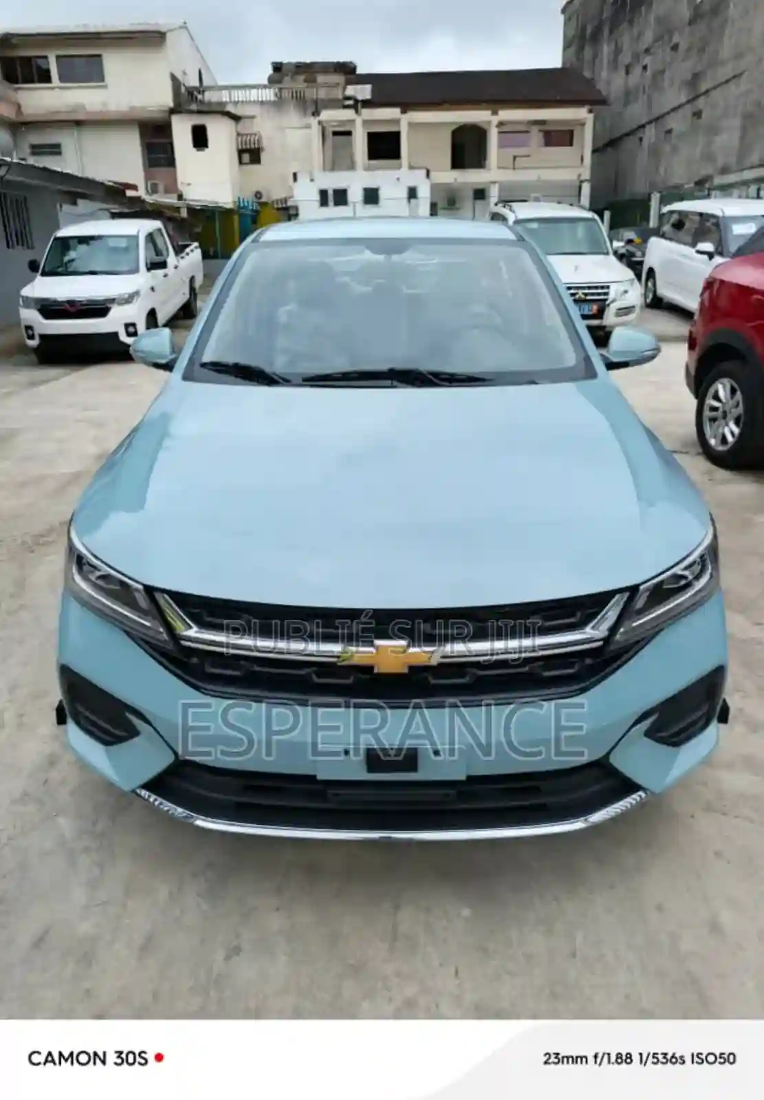 Chevrolet Aveo 2025 Bleu - Vue 5