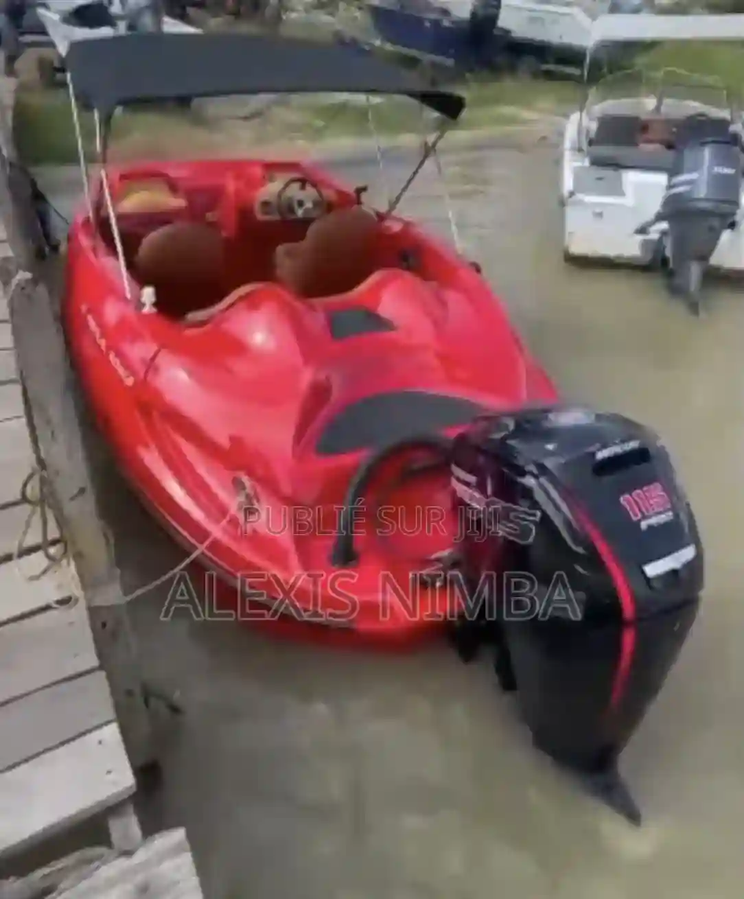 Bateau en Polyester Moteur Mercury 115cv - Vue 3