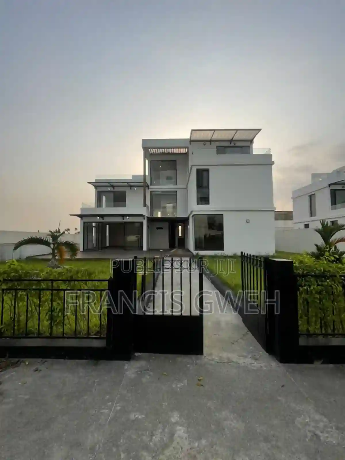 4chbre Duplex Dans Francis Gweh Cocody à Louer - Vue 1