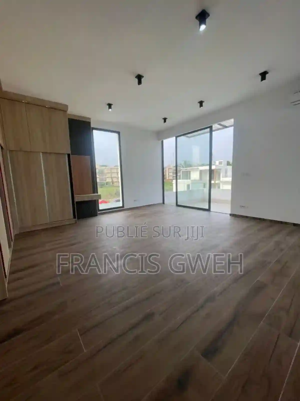 4chbre Duplex Dans Francis Gweh Cocody à Louer - Vue 10