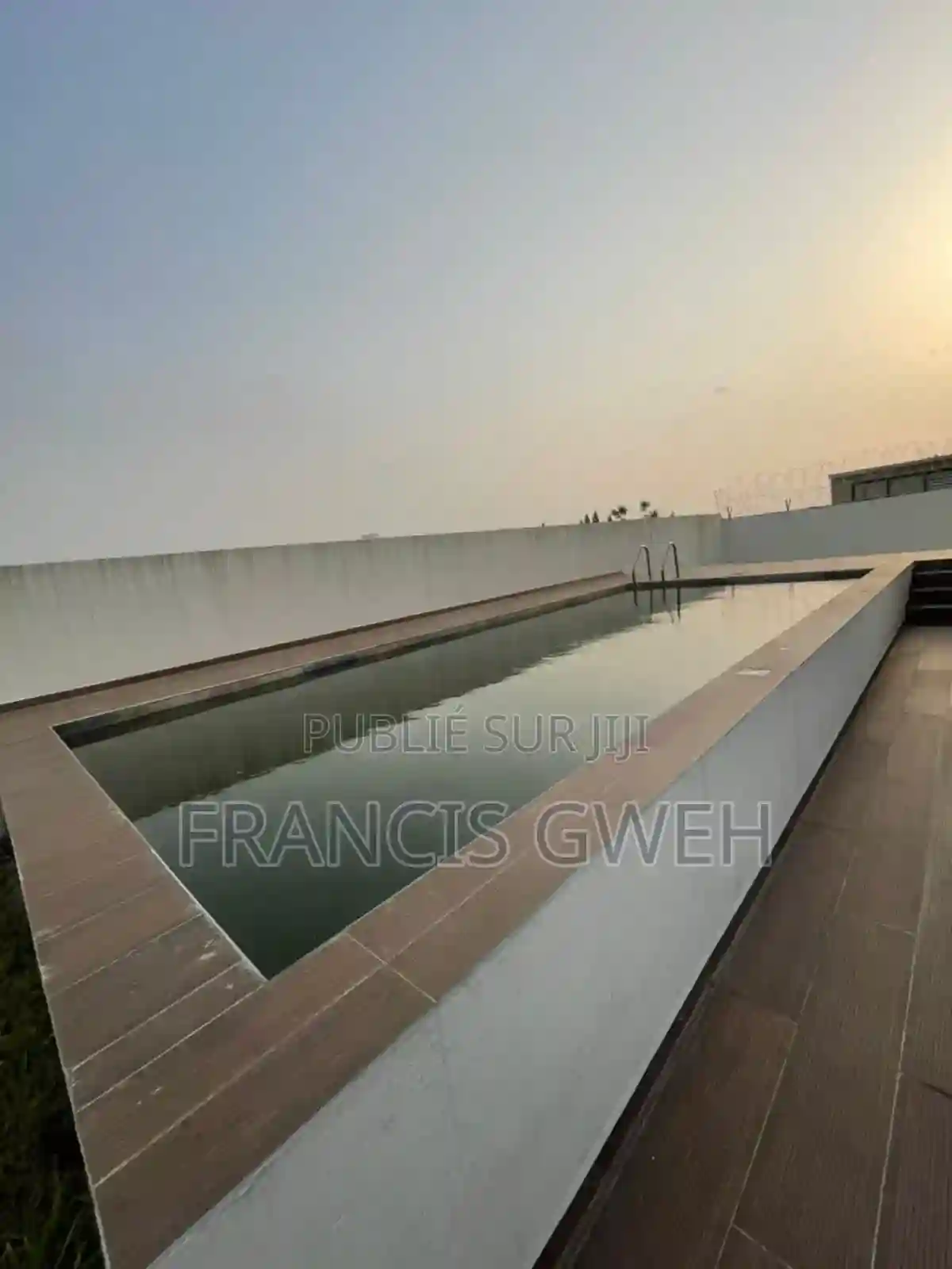 4chbre Duplex Dans Francis Gweh Cocody à Louer - Vue 2