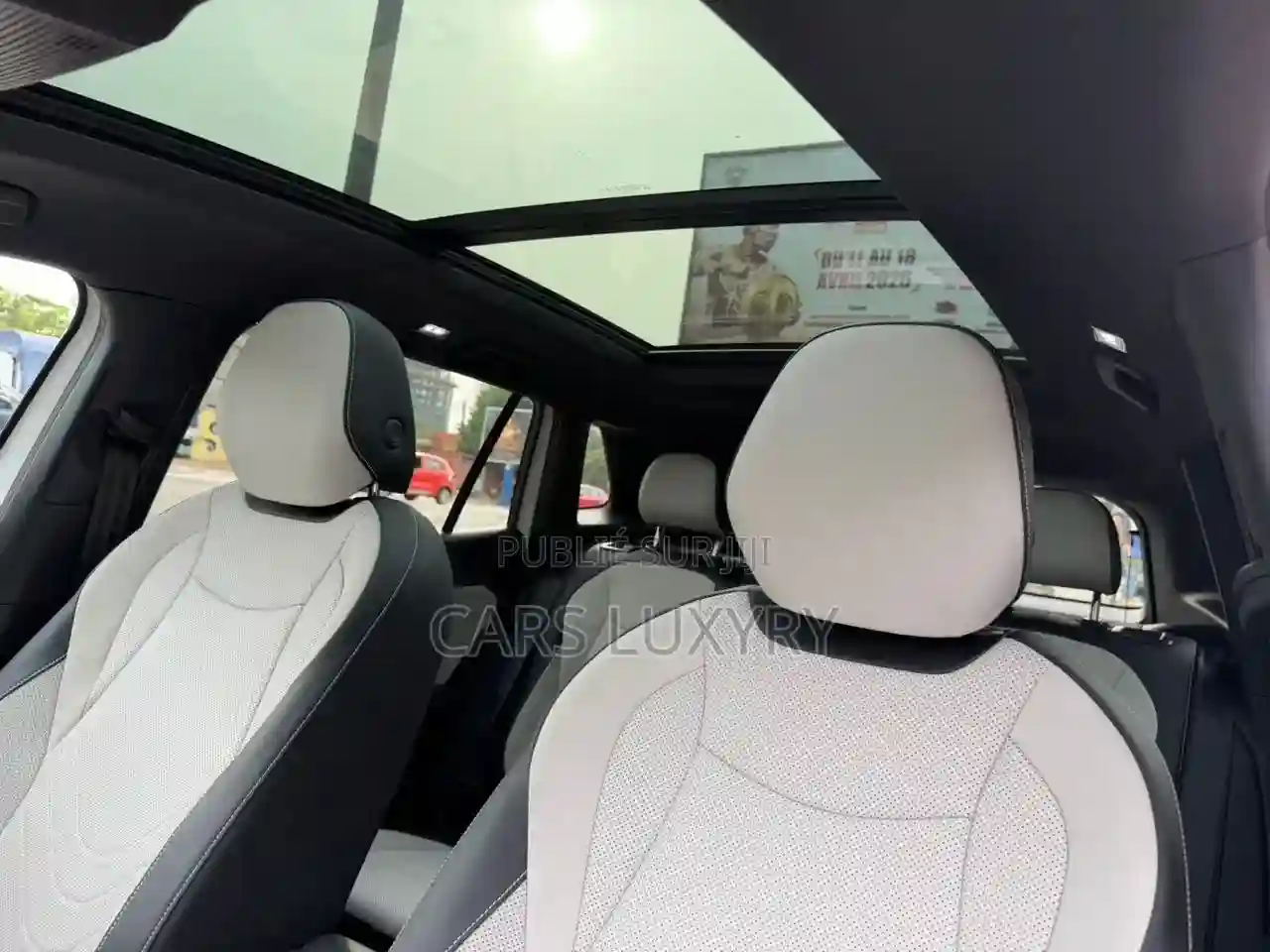 Volkswagen Tiguan 20T SEL Premium R-line 2021 Blanc - Vue 8