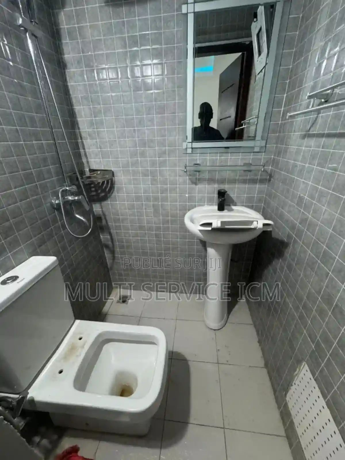 Furnished 6chbre Duplex Dans Ismaël Coulibaly Cocody à Vendre - Vue 9