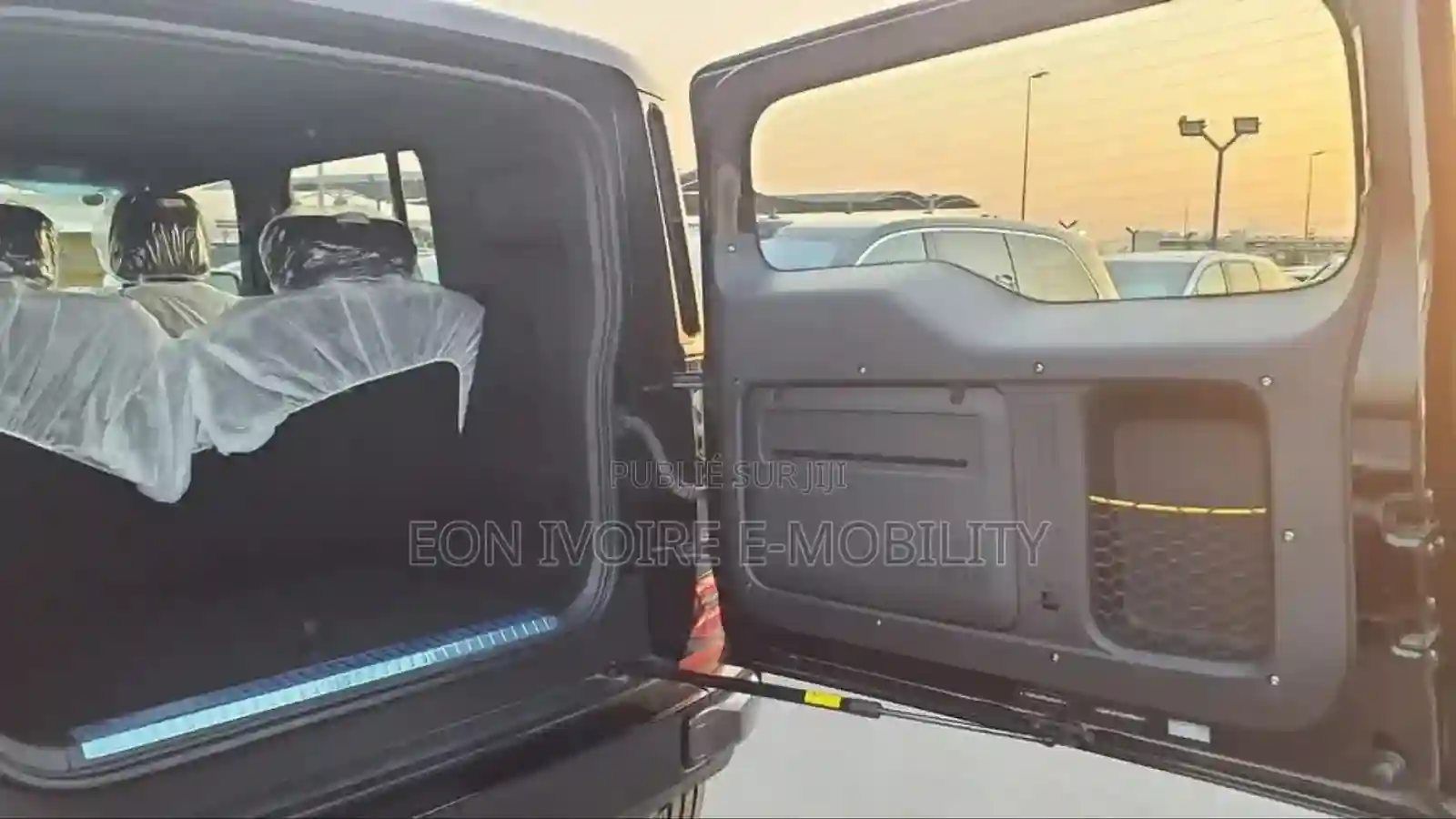 Neuf Car 2025 Noir - Vue 2