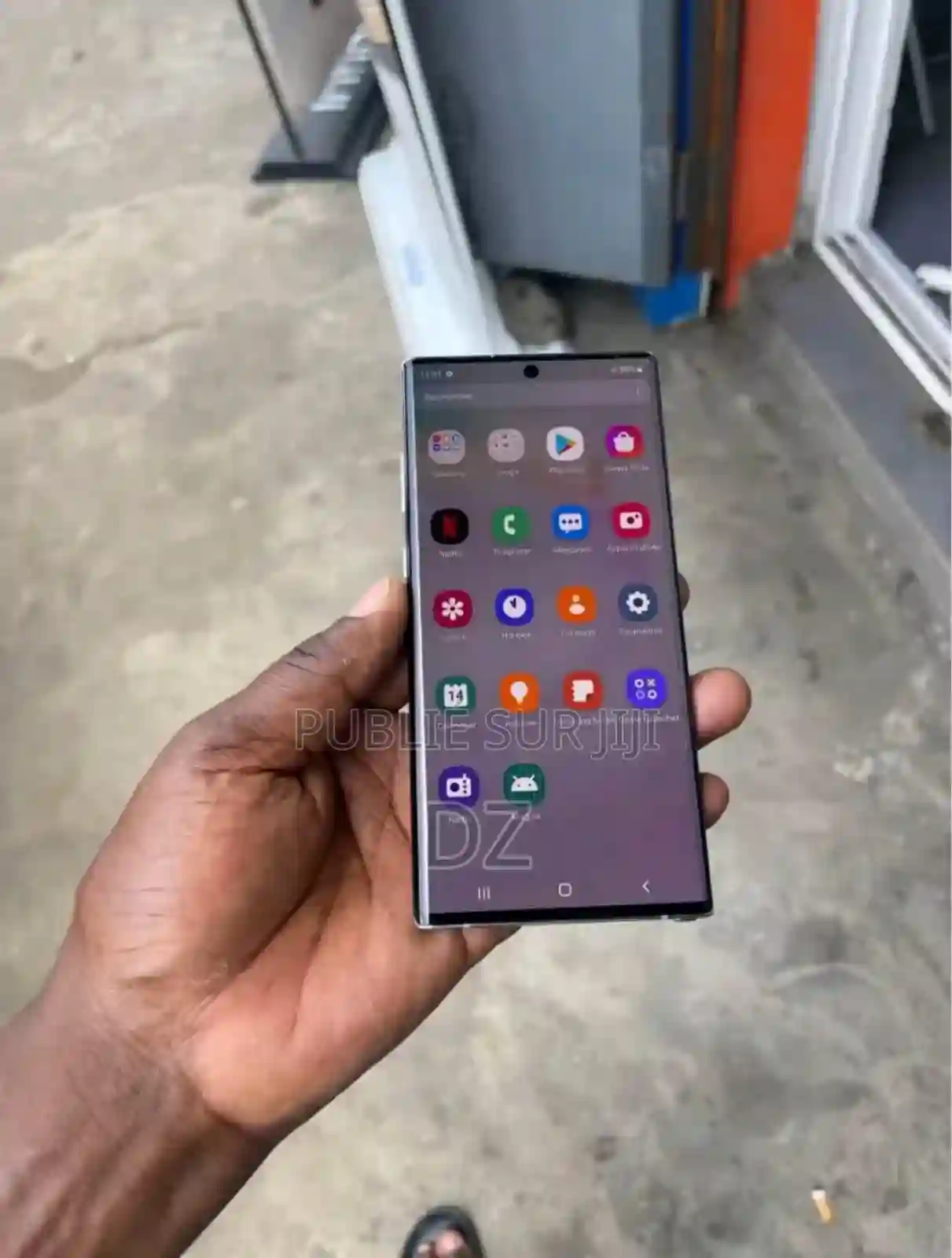 Samsung Galaxy Note 10 5G 256 GB - Vue 2