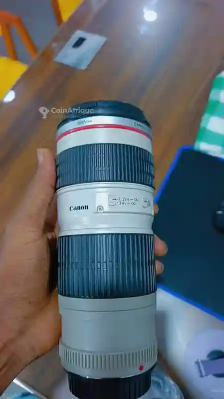 Objectif Canon 70-200mm - Vue 2
