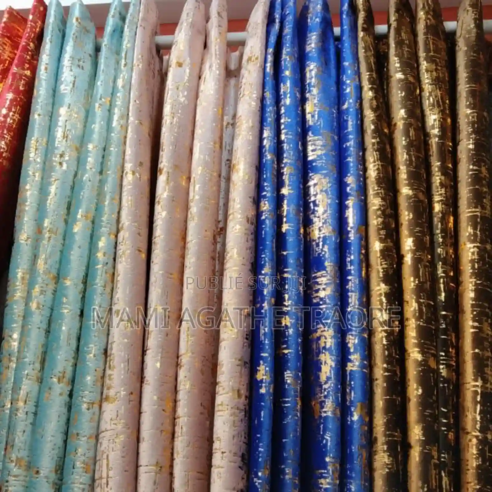 Super Rideaux Design Doré Bien Large Dimensions 1m40sur 2m50 - Vue 1