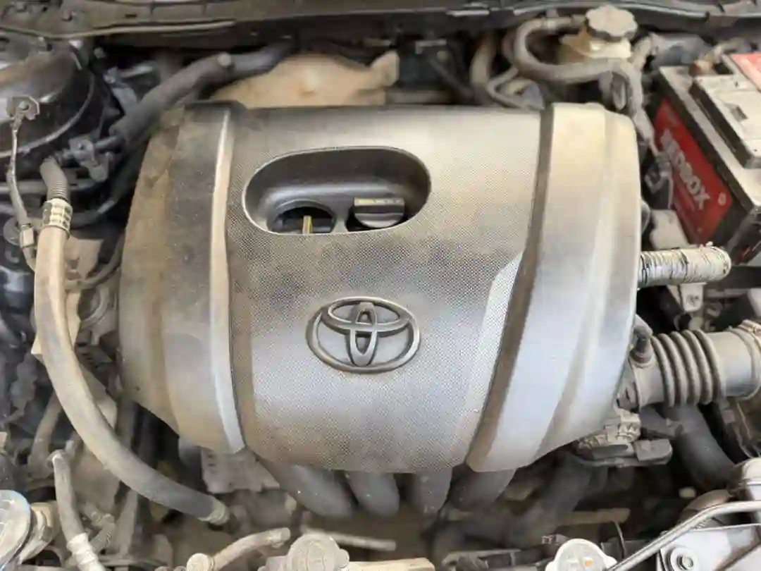 TOYOTA YARIS EN VENTE  - Vue 2