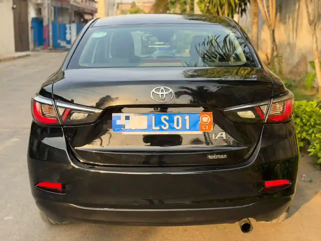 TOYOTA YARIS EN VENTE  - Vue 3