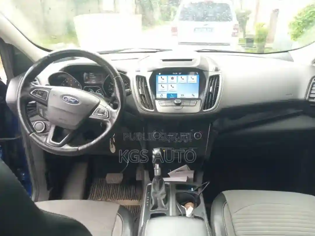 Ford Escape SE FWD 2018 Bleu - Vue 2