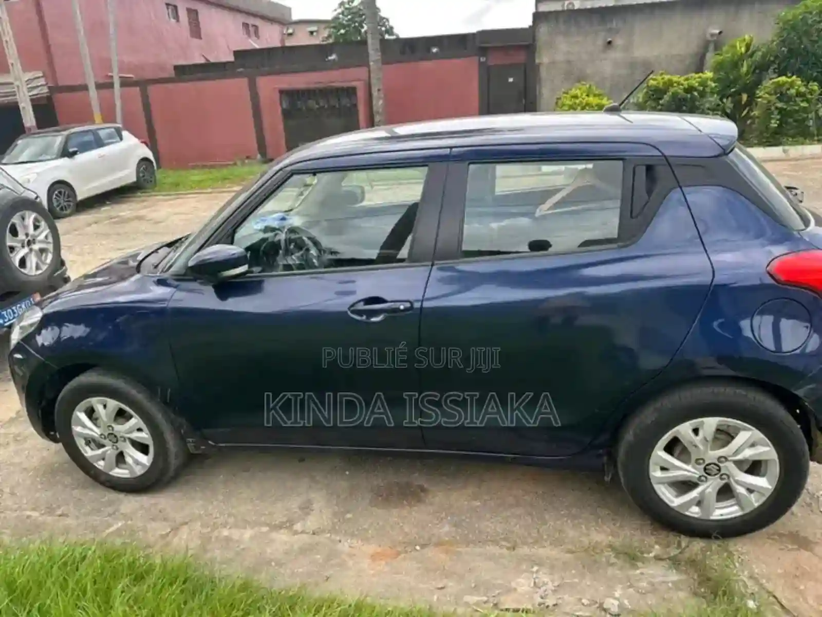 Suzuki Swift RS 2025 Bleu - Vue 3