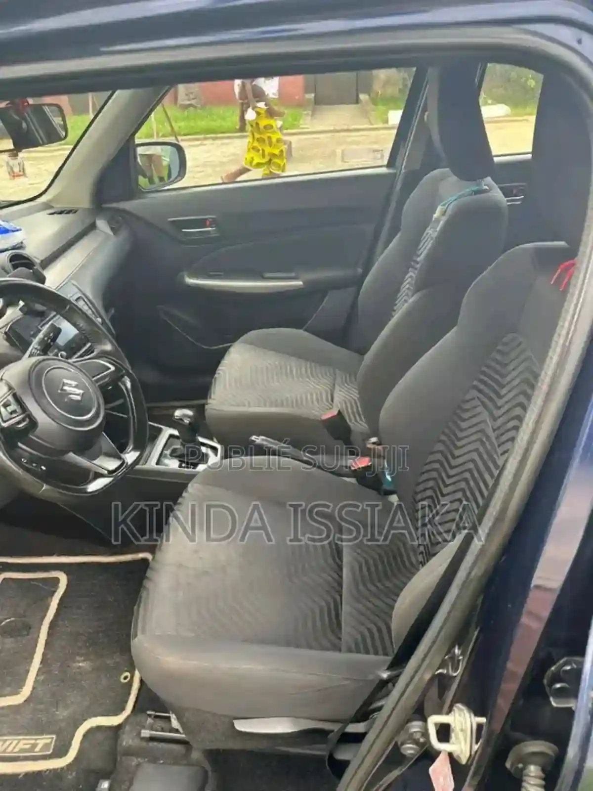 Suzuki Swift RS 2025 Bleu - Vue 4