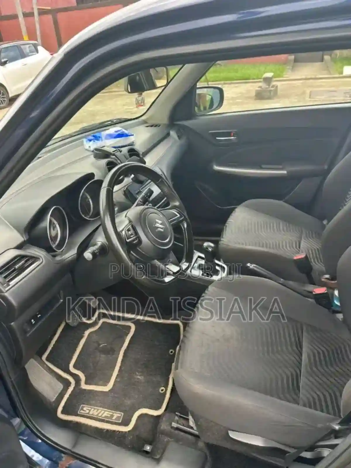 Suzuki Swift RS 2025 Bleu - Vue 5