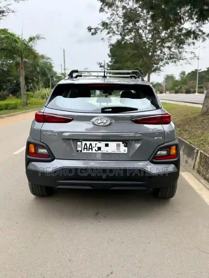 Hyundai Kona 2022 Gris - Vue 1