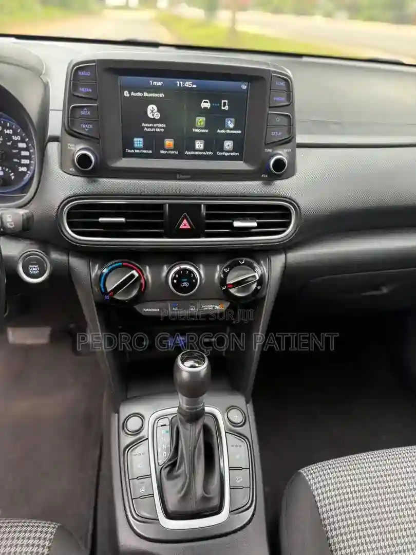 Hyundai Kona 2022 Gris - Vue 2