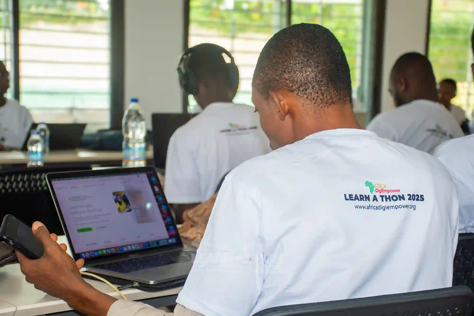 FORMATIONS GRATUITES AUX MÉTIERS DU NUMÉRIQUE + CERTIFICATION CISCO - Vue 4