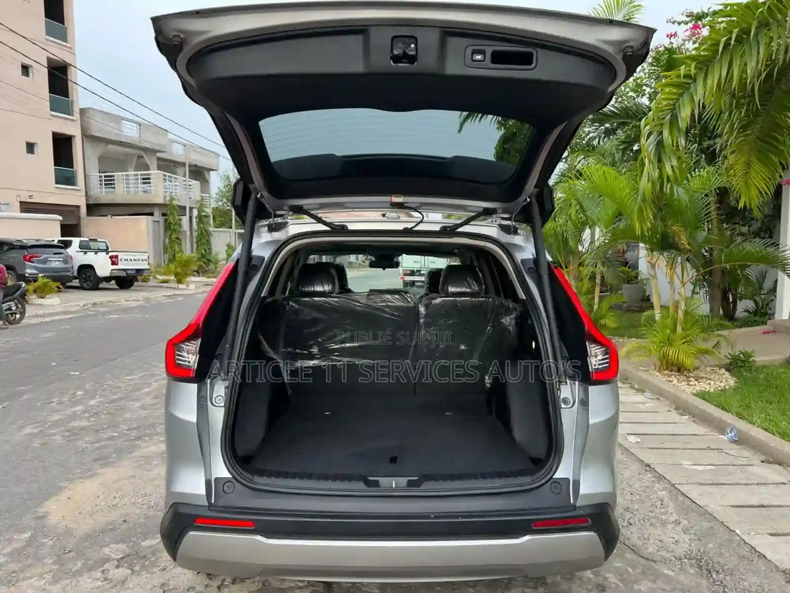 Honda Cr-v EX 2WD 2023 Gris - Vue 12