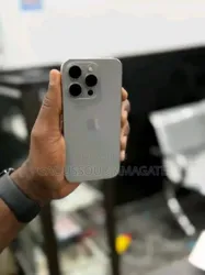 Neuf Apple Iphone 15 Pro 128 GB Gris