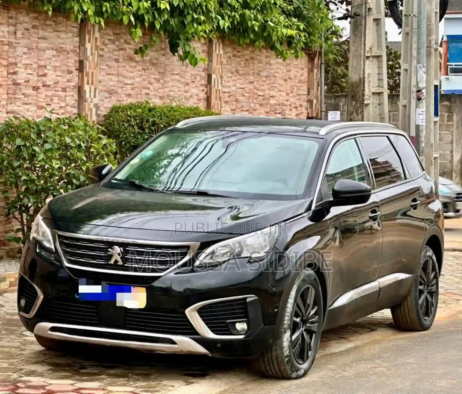 Peugeot 5008 2021 Noir - Vue 3