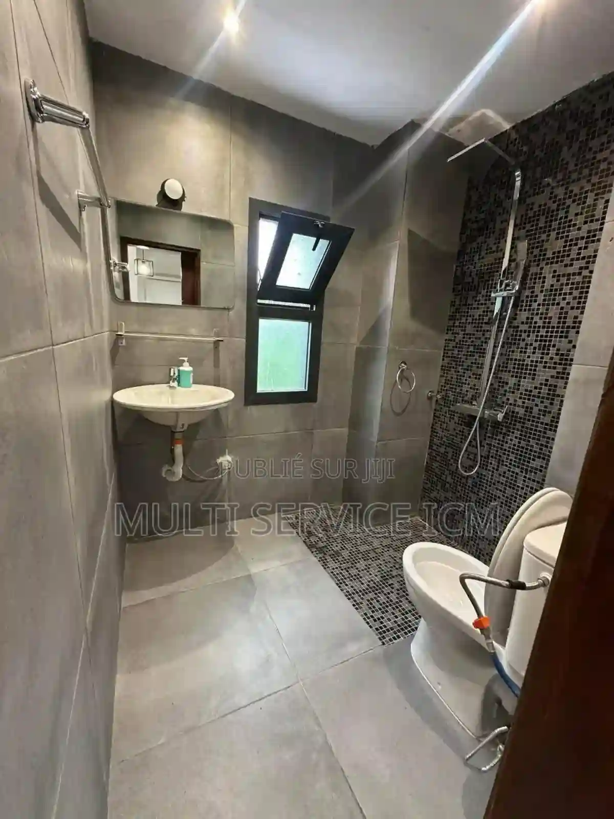 3chbre Appartement Dans Ismael Coul Cocody à Vendre - Vue 11