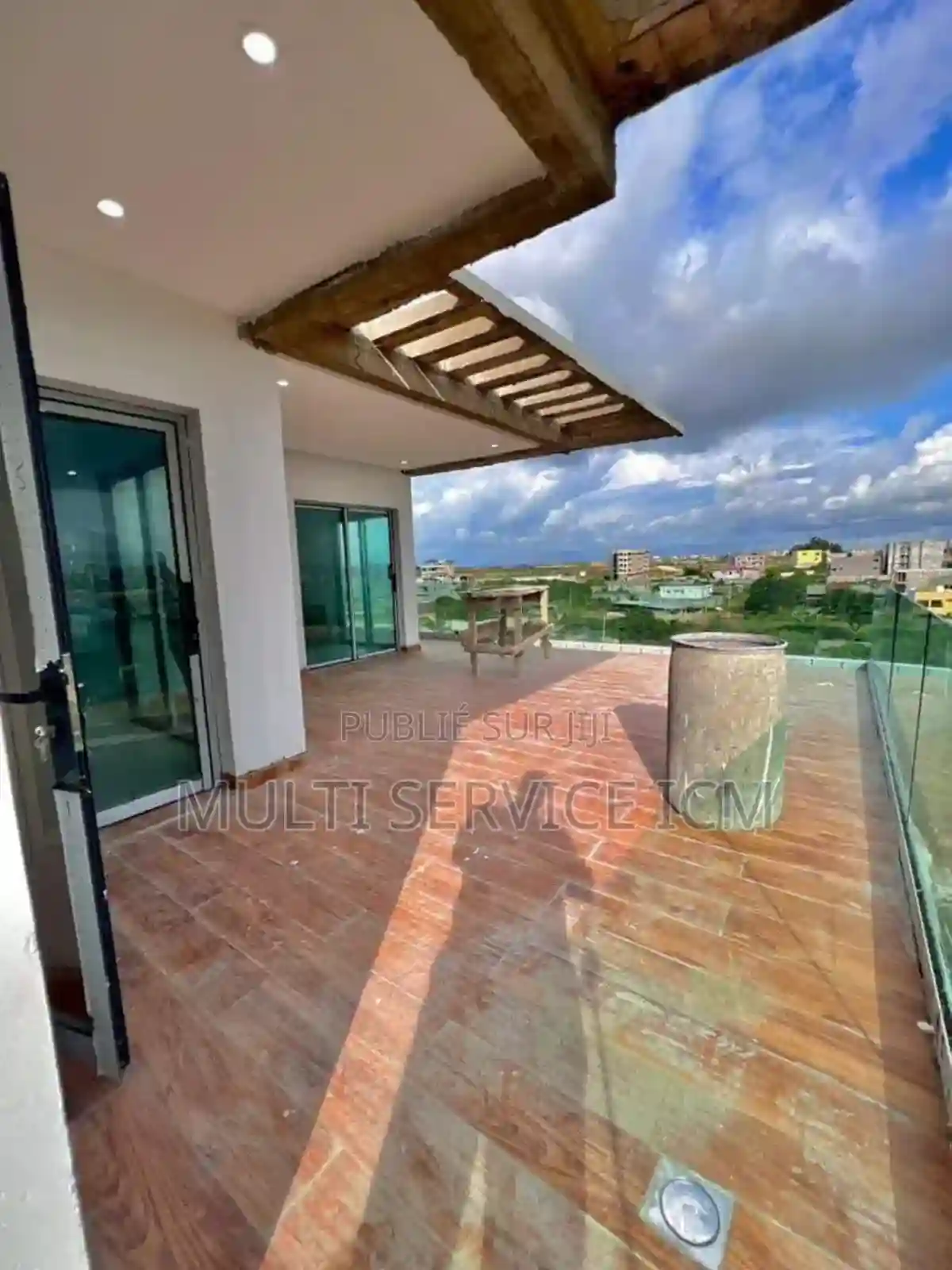 3chbre Appartement Dans Ismael Coul Cocody à Vendre - Vue 14